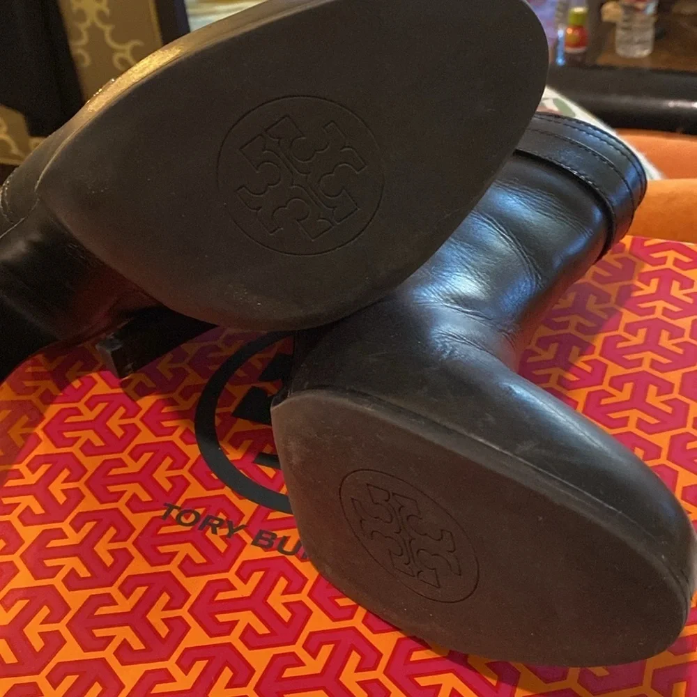 Tory Burch Women’s Bristol Equestrian Calf Leather Ankle Zip Bootie Sz 10.5
